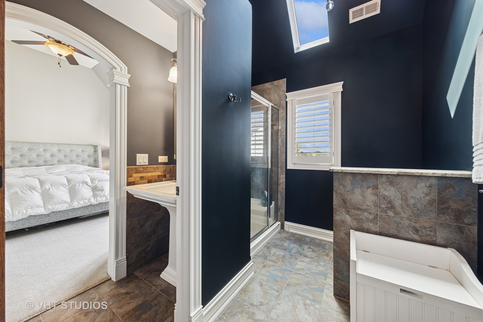 1227 Arnold Court Downers Grove, IL 60516 - Photo 50 of 72 a bathroom with a tub and a shower