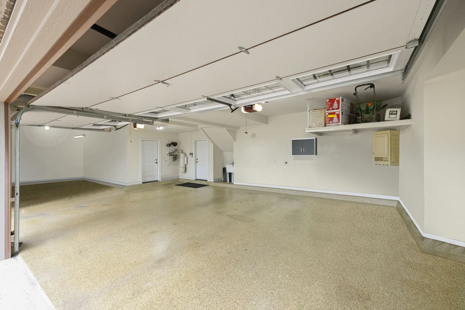 1227 Arnold Court Downers Grove, IL 60516 - Photo 57 of 72 a view of a garage