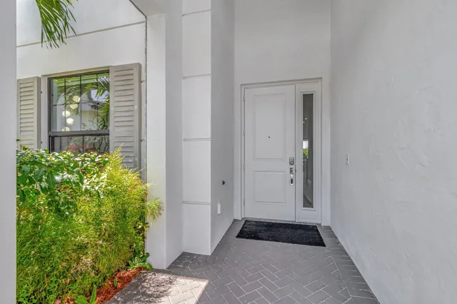 a view of a entryway door of the house