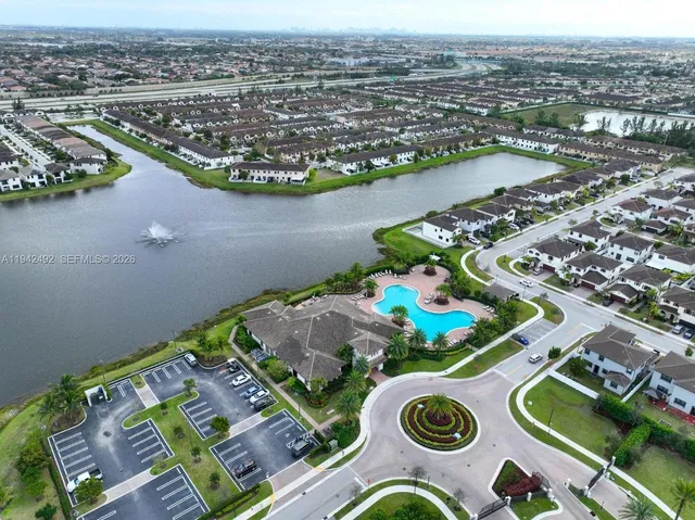 $460,000 | 3304 West 92nd Place, Hialeah, FL 33018