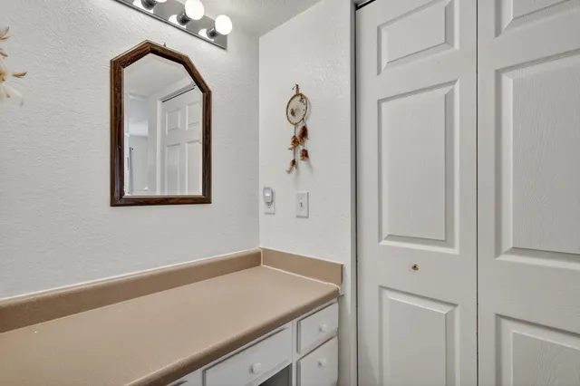 $171,900 | 201 Southwest Palm Drive, Unit 201, Port St. Lucie, FL 34986