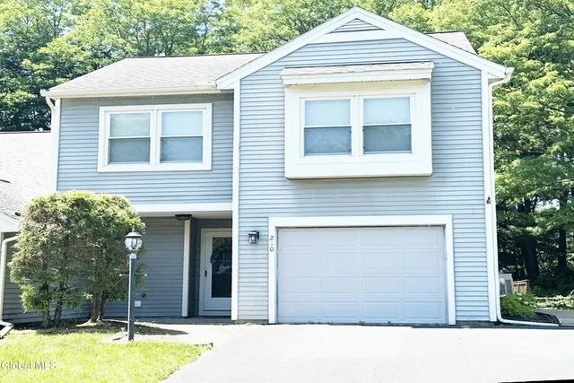 $2,750 | 210 Walnut Lane, Guilderland, NY 12159