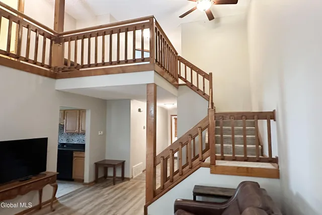 $2,750 | 210 Walnut Lane, Guilderland, NY 12159