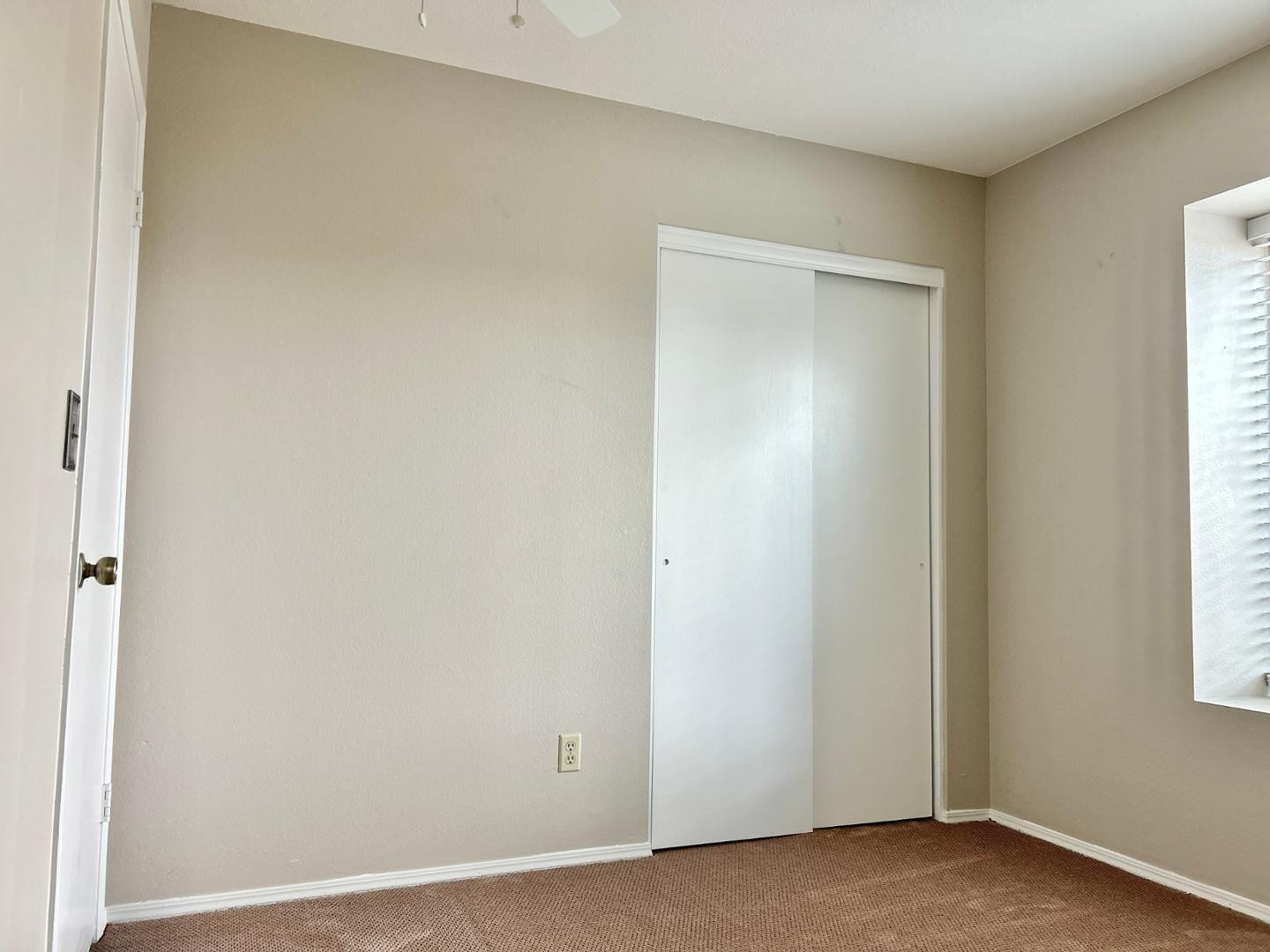 6143 West Del Rio Street Chandler, AZ 85226 - Photo 11 of 19 an empty room with windows