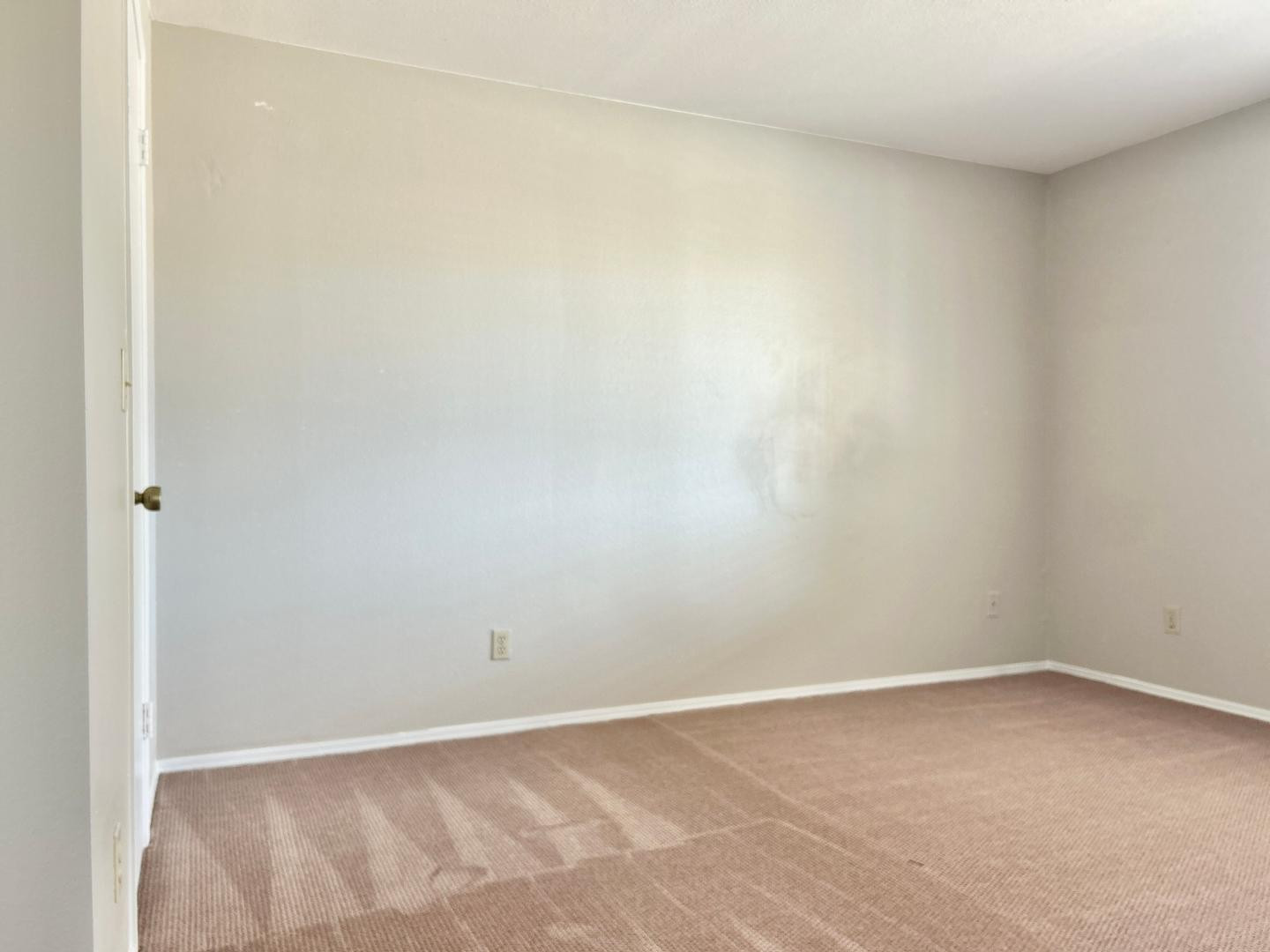 6143 West Del Rio Street Chandler, AZ 85226 - Photo 8 of 19 a view of an empty room