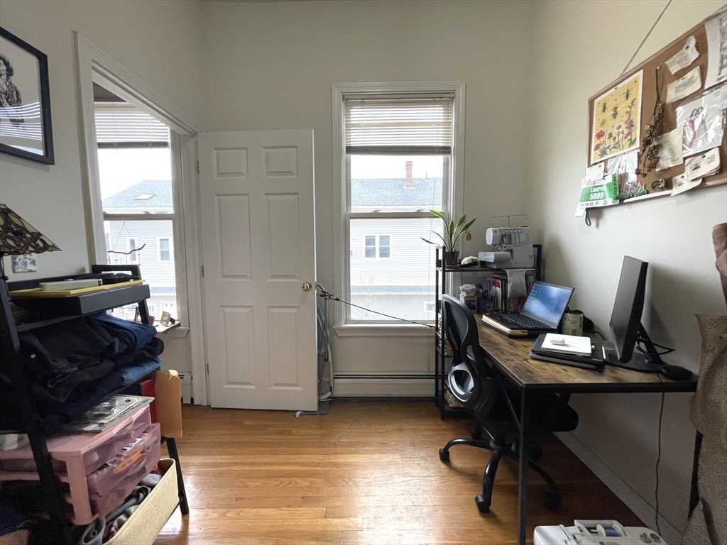 3 Cedar Street, Unit 2 Cambridge, MA 02140 - Photo 4 of 6