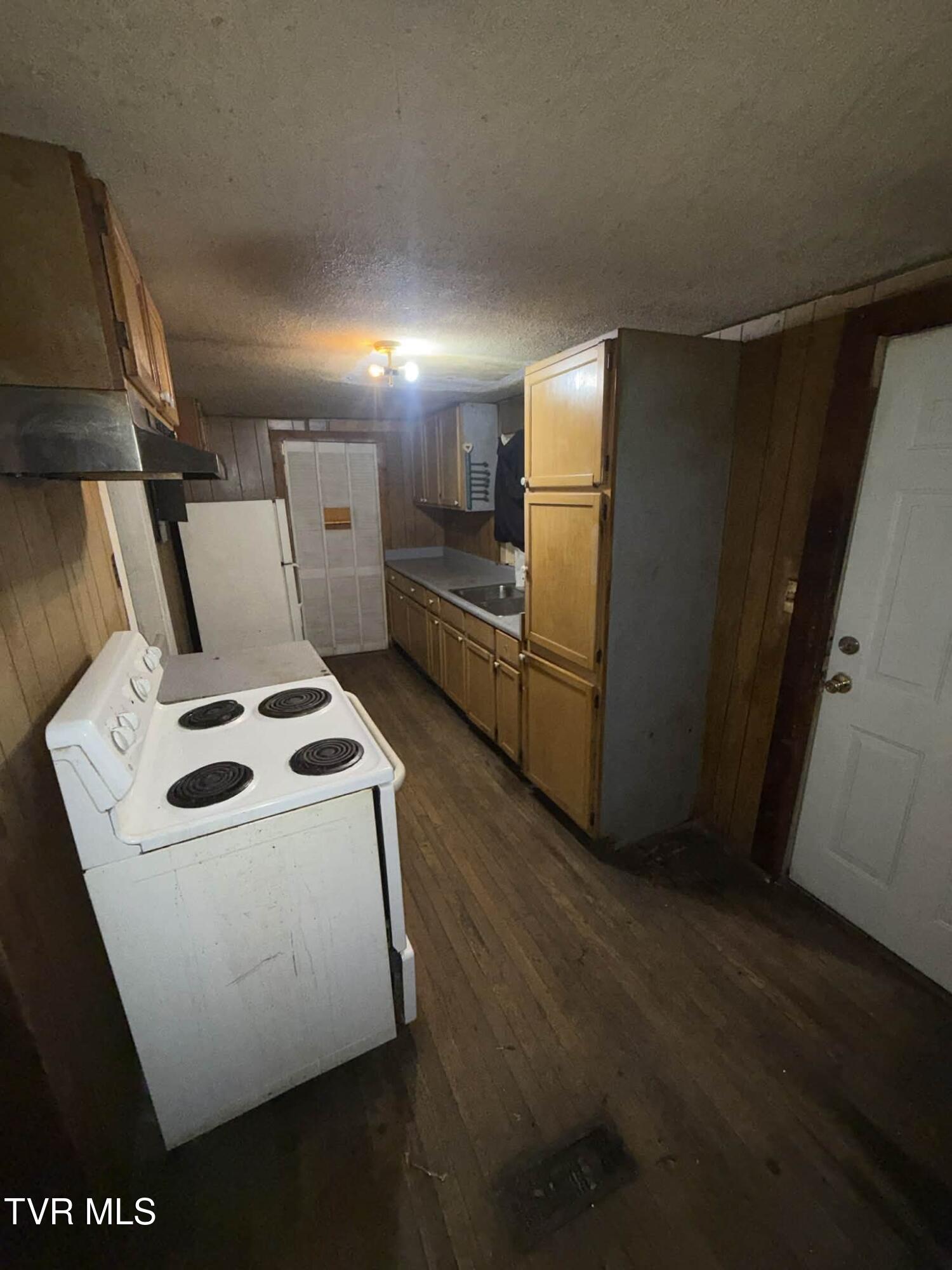 805 Elk Knob Road Pennington Gap, VA 24277 - Photo 12 of 36 fhfhfsg