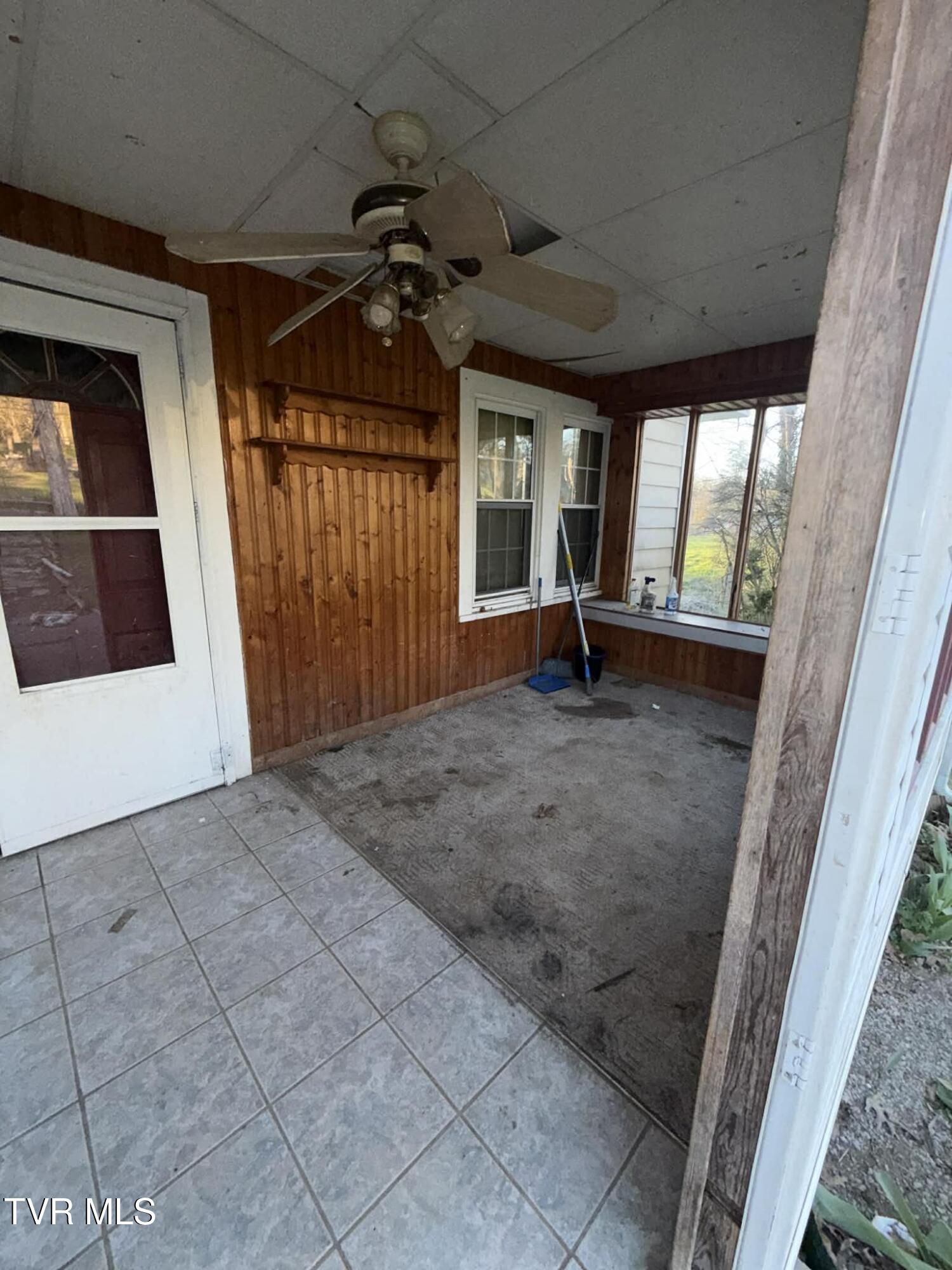 805 Elk Knob Road Pennington Gap, VA 24277 - Photo 7 of 36 gdhsdfh