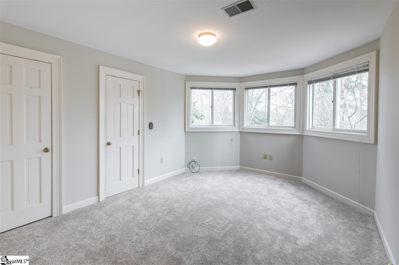 211 Burning Bush Road Mauldin, SC 29662 - Photo 13 of 31 Gallery Image 13