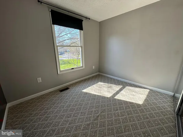 $2,800 | 7706 Havenside Terrace, Derwood, MD 20855