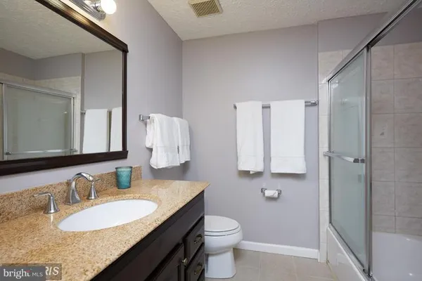 $2,800 | 7706 Havenside Terrace, Derwood, MD 20855