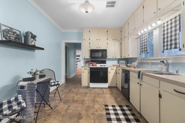 $120,000 | 203 5th Street, Abbeville, LA 70510