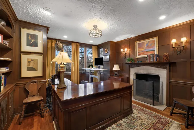 $1,295,000 | 1001 North State Street, Monticello, IL 61856