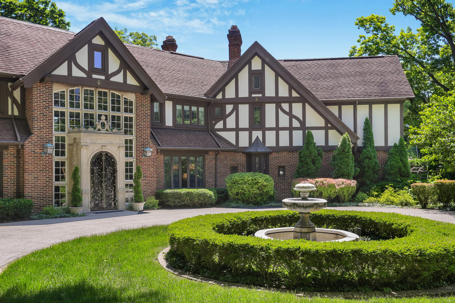 1001 North State Street Monticello, IL 61856 - Photo 7 of 112