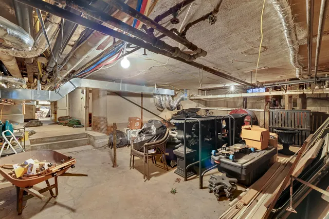 $1,295,000 | 1001 North State Street, Monticello, IL 61856