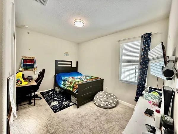 $2,200 | 10143 Count Fleet Drive, Ruskin, FL 33573