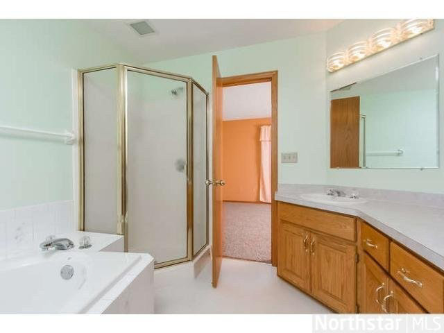 8061 East River Road Fridley, MN 55432 - Photo 9 of 18 Gallery Image 9