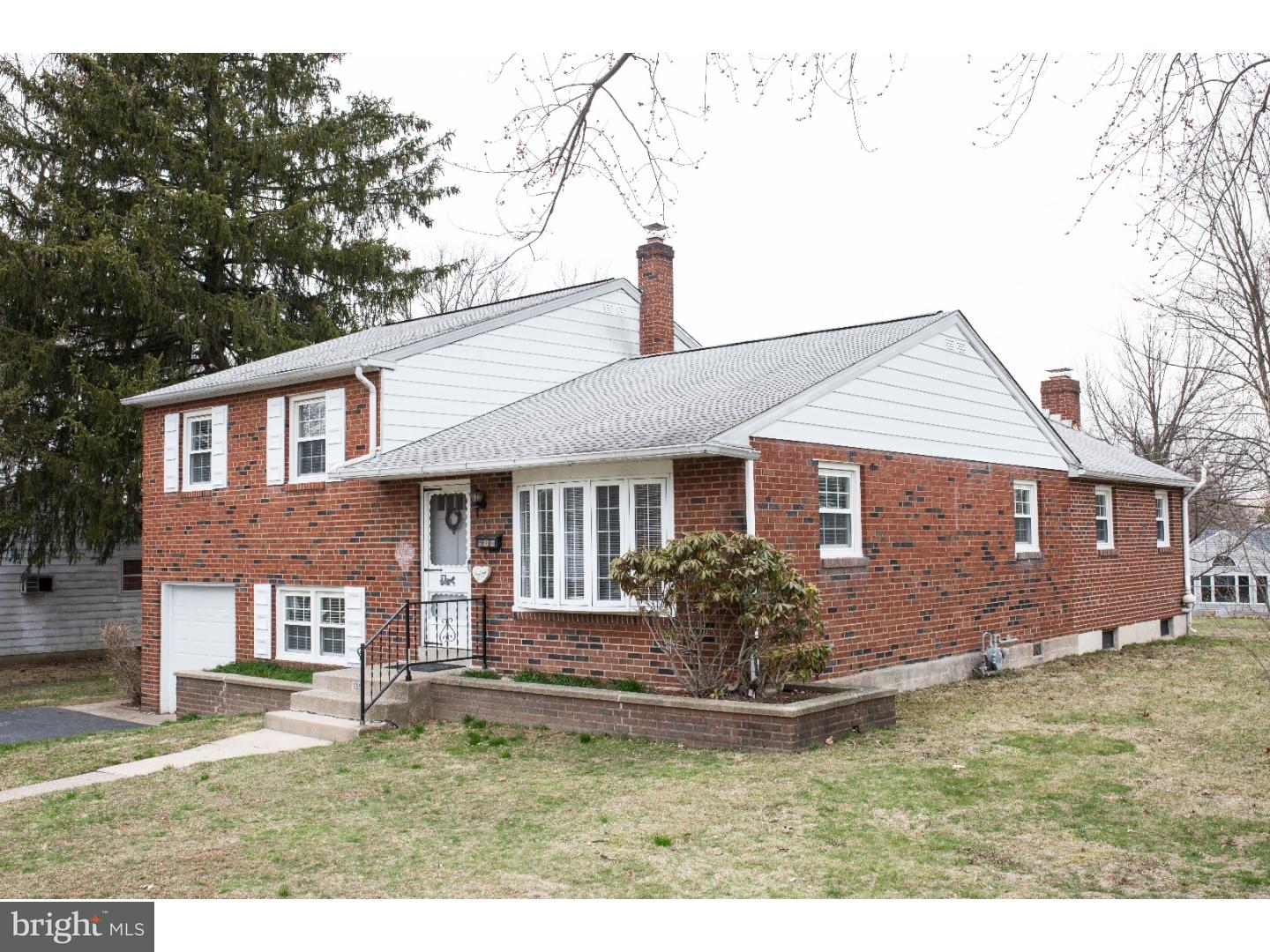 135 Dale Road Willow Grove, PA 19090 - Photo 1 of 23 Exterior Front