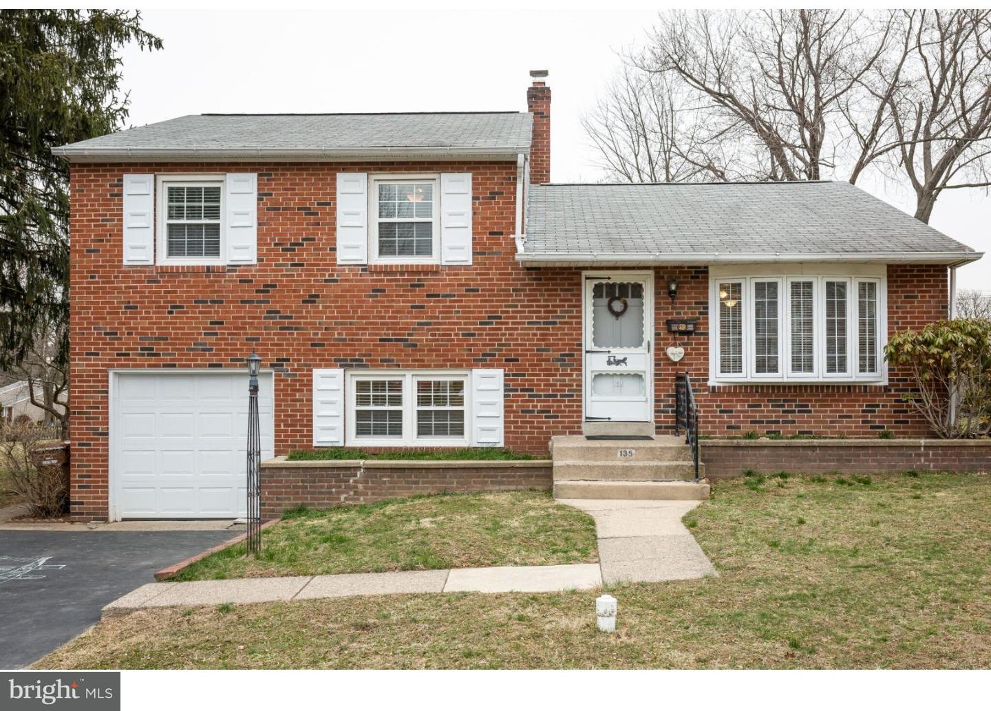 135 Dale Road Willow Grove, PA 19090 - Photo 2 of 23 Exterior Front