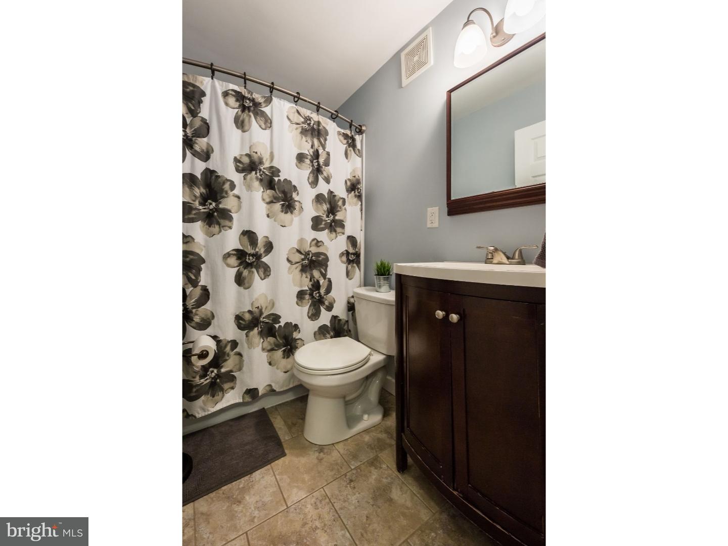 135 Dale Road Willow Grove, PA 19090 - Photo 19 of 23 Bathroom