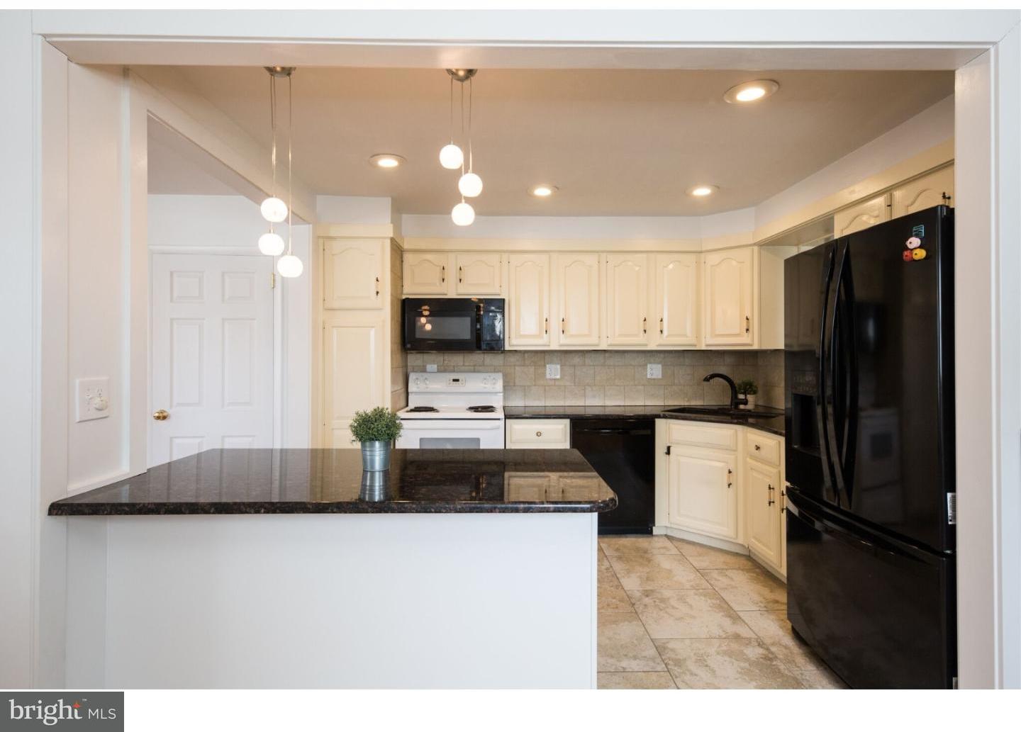 135 Dale Road Willow Grove, PA 19090 - Photo 8 of 23 Kitchen