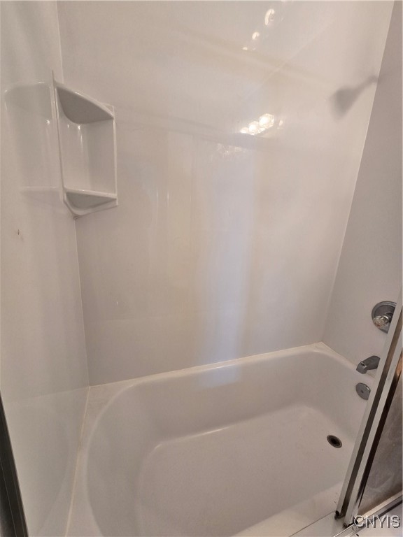 320 Boston Street Syracuse, NY 13206 - Photo 9 of 20 Bathfitter tub/shower unit