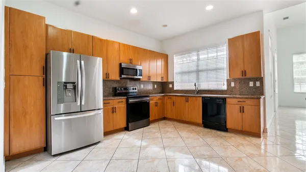 $3,500 | 1061 Southwest 147th Terrace, Unit 1061, Pembroke Pines, FL 33027