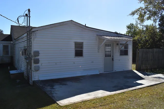 $695 | 1006 1/2 Red Bird Road, Augusta, GA 30904