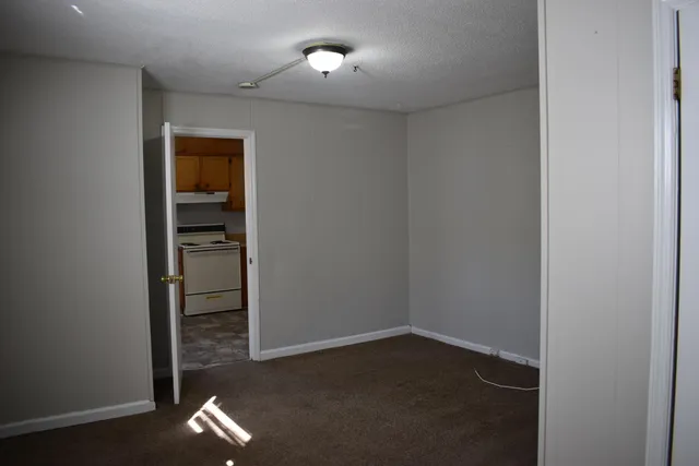 $695 | 1006 1/2 Red Bird Road, Augusta, GA 30904