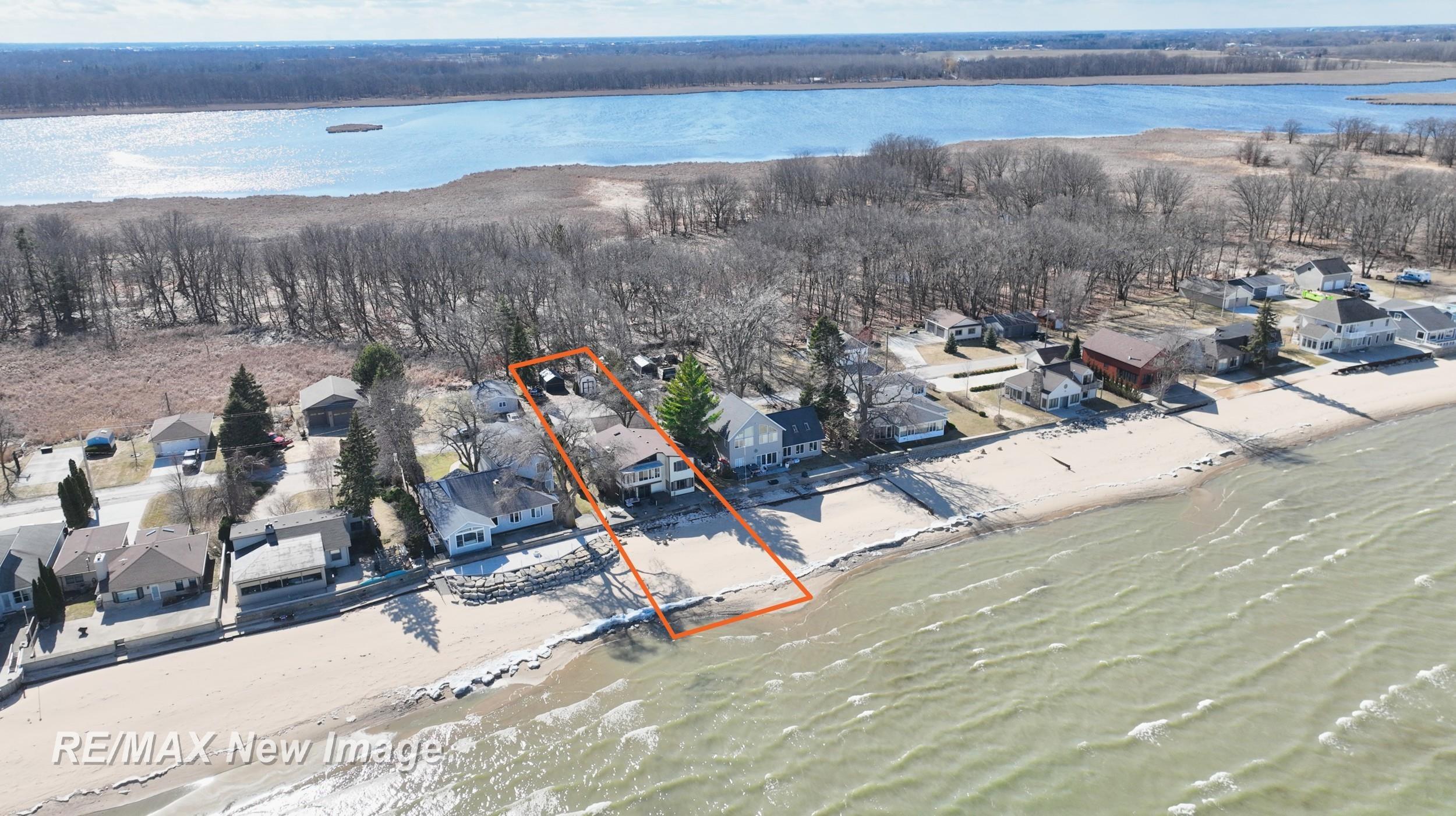 389 Ricoma Beach Road Bay City, MI 48706 - Photo 6 of 61