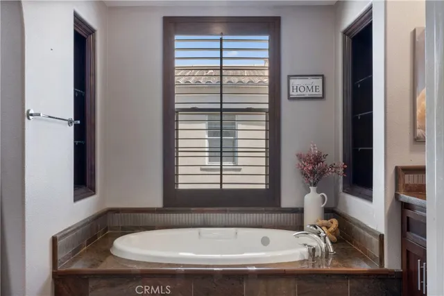 $559,900 | 4429 Owens Street, Unit 105, Corona, CA 92883