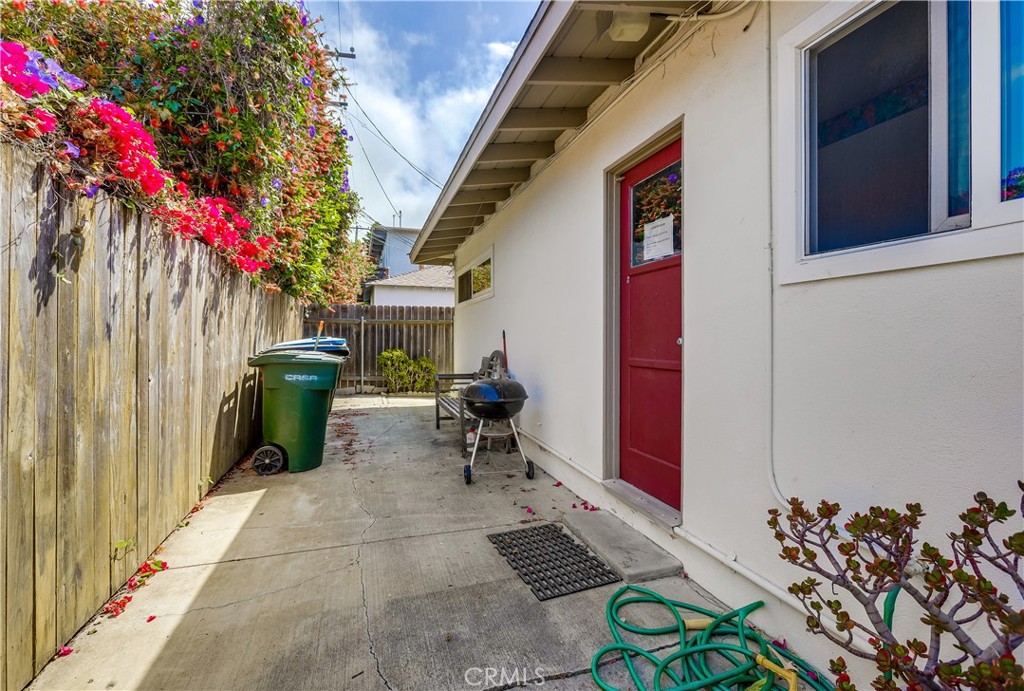 142 Avenida Pelayo, Unit B San Clemente, CA 92672 - Photo 23 of 26 a view of outdoor space with seating area