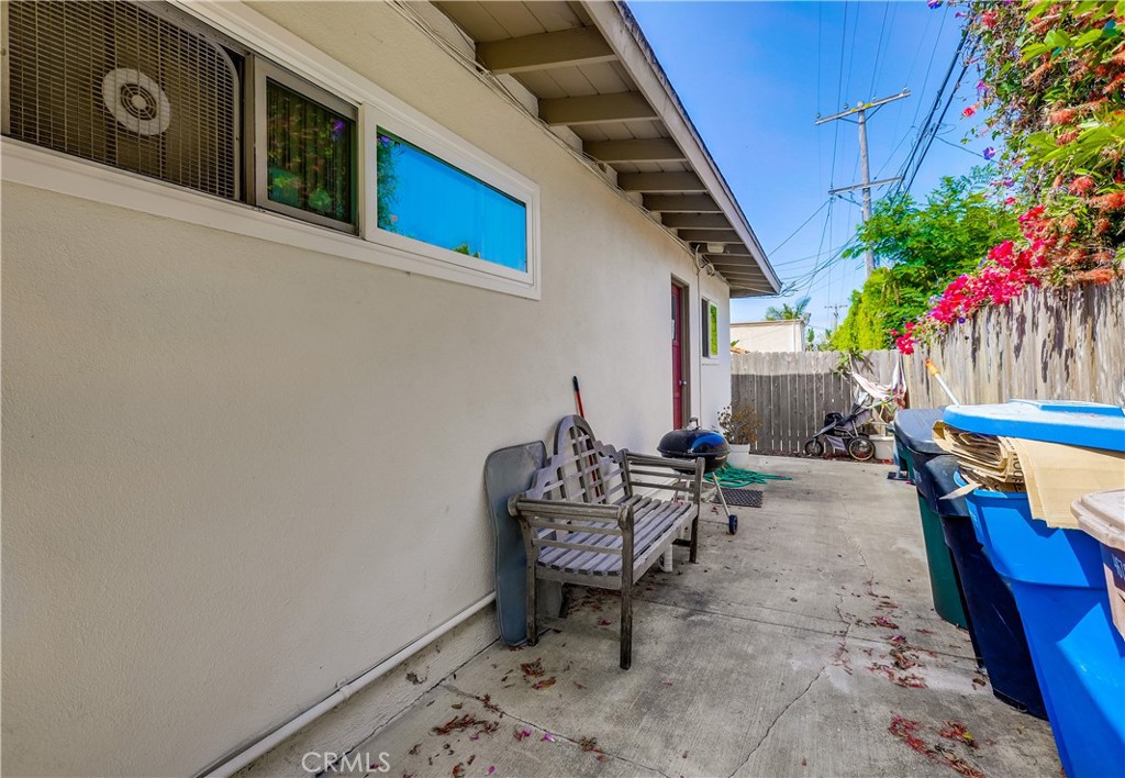 142 Avenida Pelayo, Unit B San Clemente, CA 92672 - Photo 24 of 26 a backyard of a house with seating space