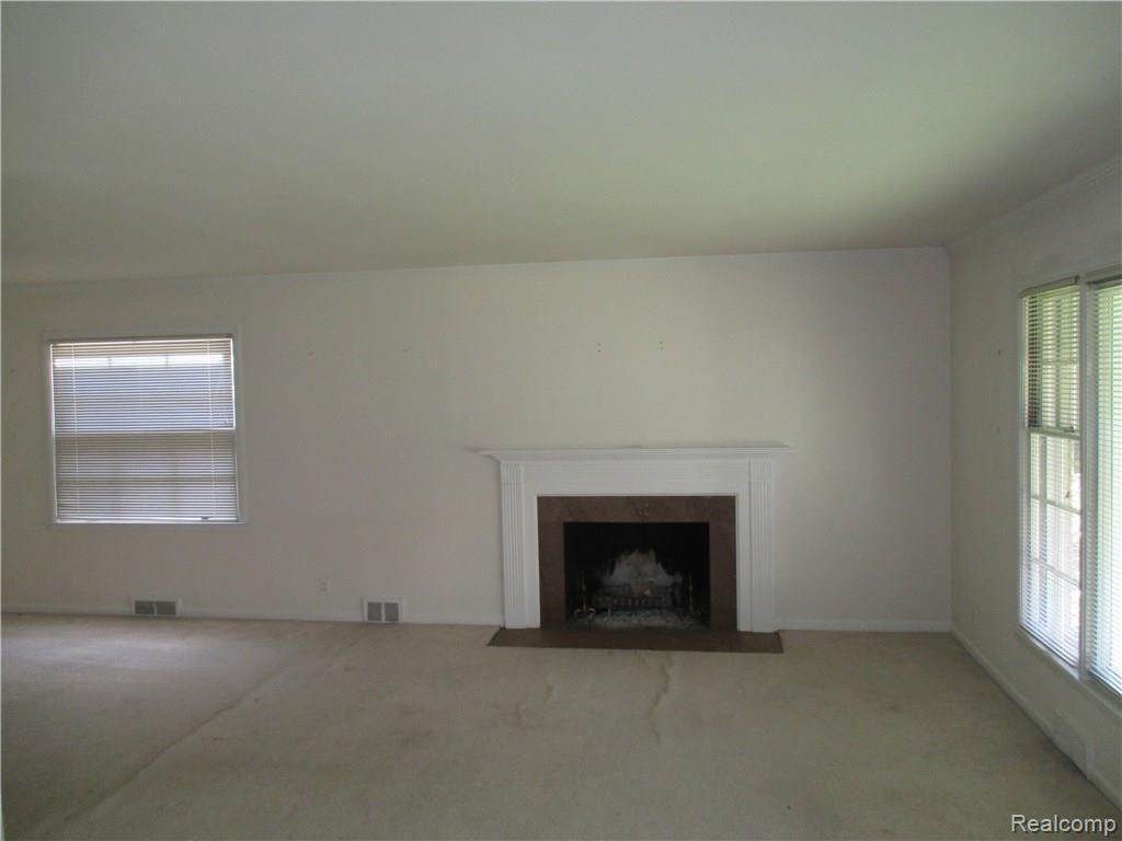 840 Harcourt Road Grosse Pointe, MI 48230 - Photo 14 of 27 IMG_2393.JPG