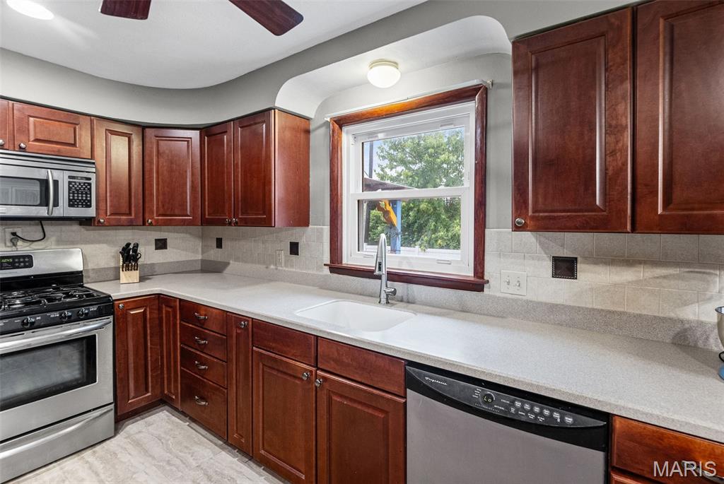 1202 Belleville Street Lebanon, IL 62254 - Photo 20 of 40