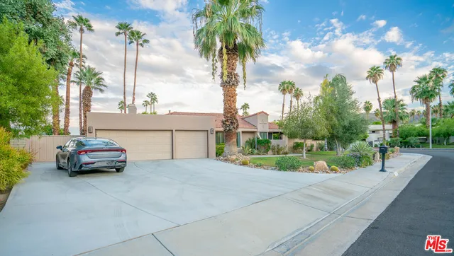 $835,000 | 1592 South Compadre Road, Palm Springs, CA 92264