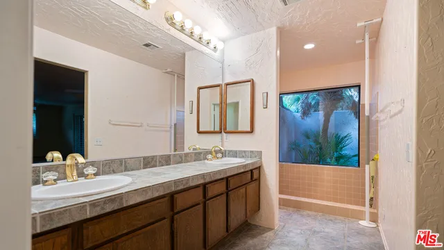 $835,000 | 1592 South Compadre Road, Palm Springs, CA 92264