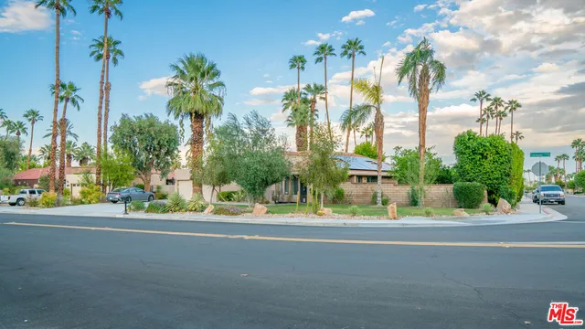 $835,000 | 1592 South Compadre Road, Palm Springs, CA 92264