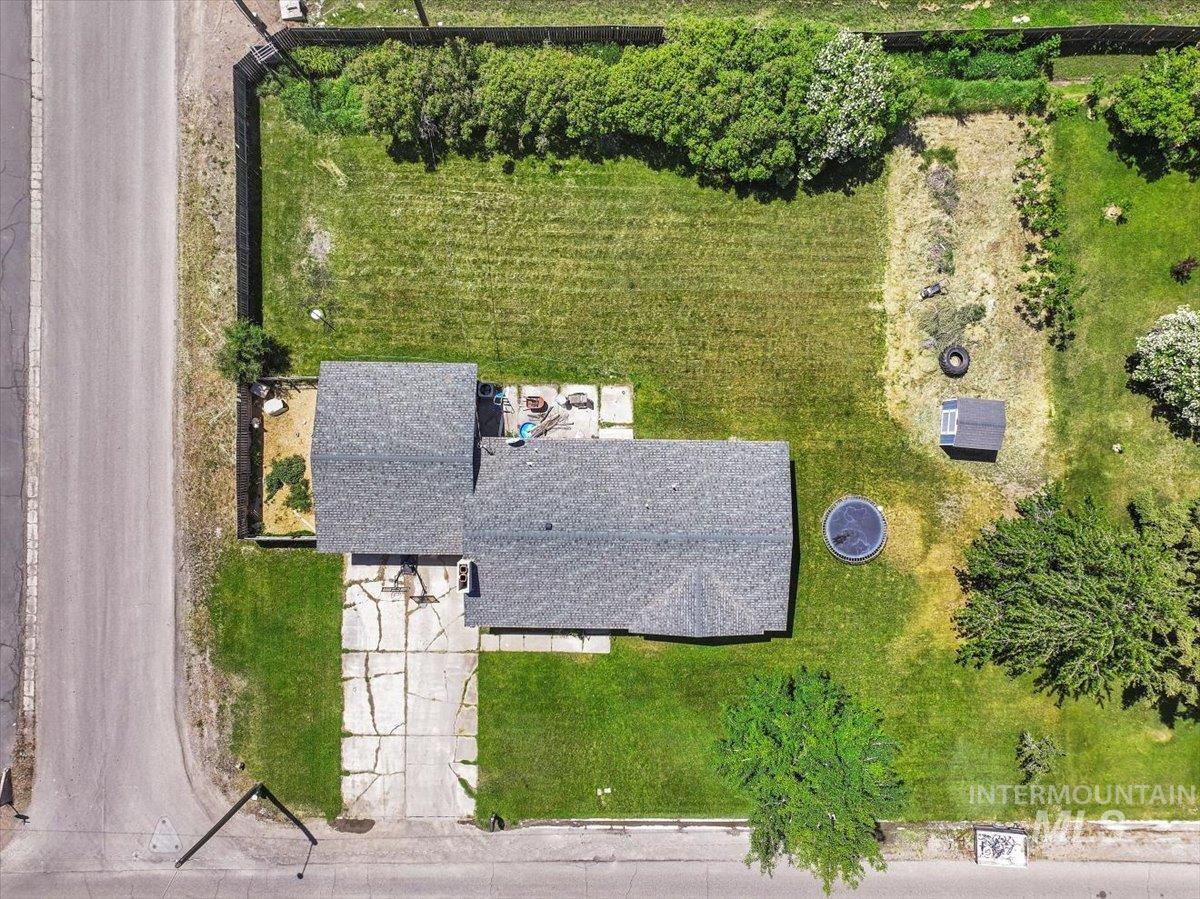 401 18th Street Rupert, ID 83350 - Photo 4 of 48