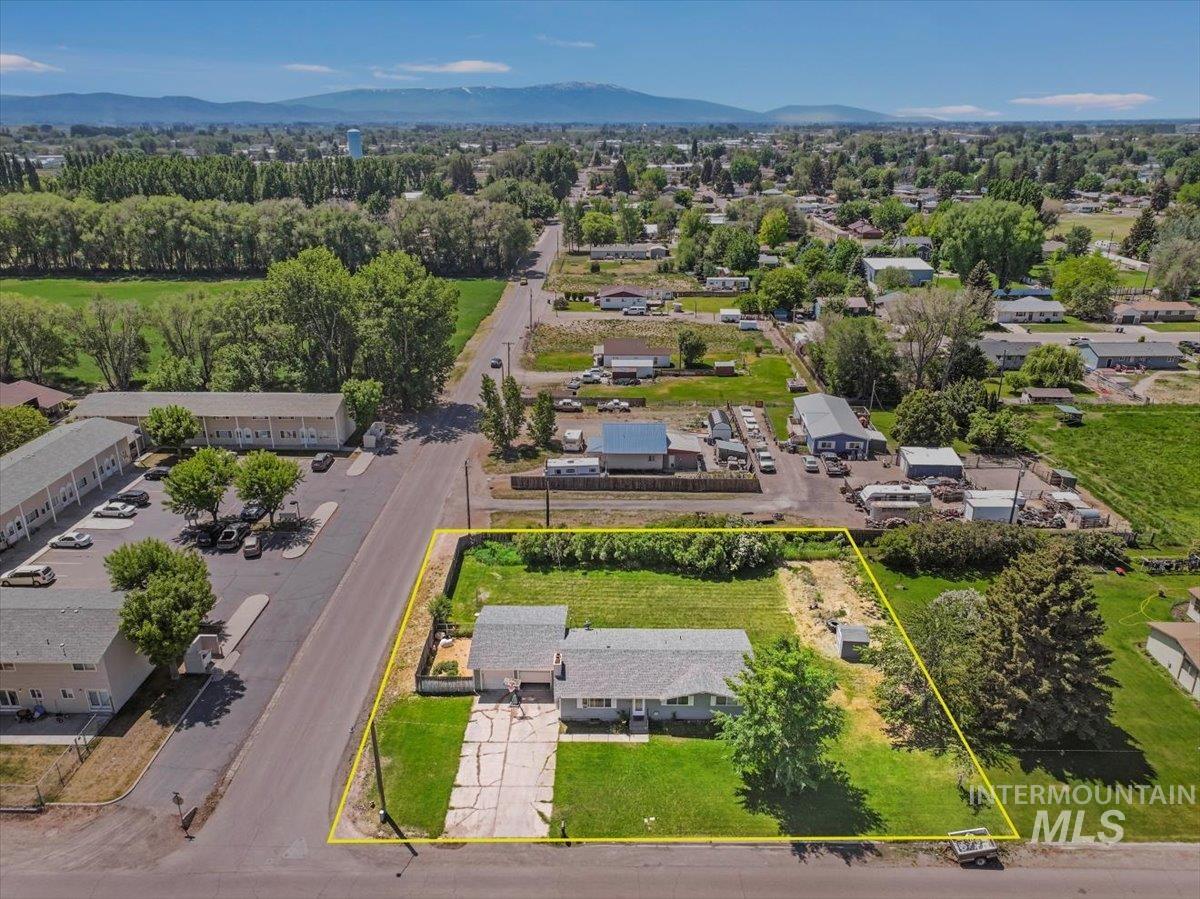 401 18th Street Rupert, ID 83350 - Photo 7 of 48