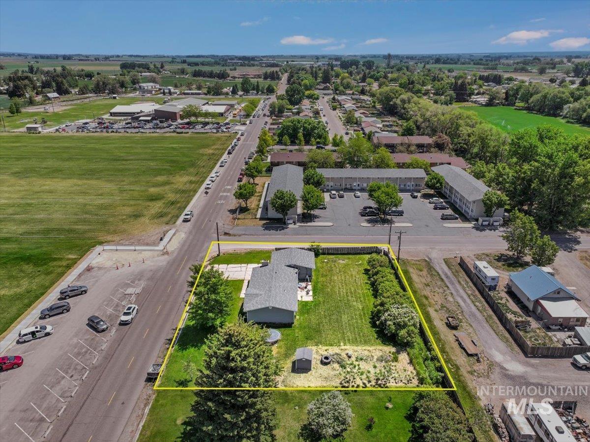 401 18th Street Rupert, ID 83350 - Photo 8 of 48