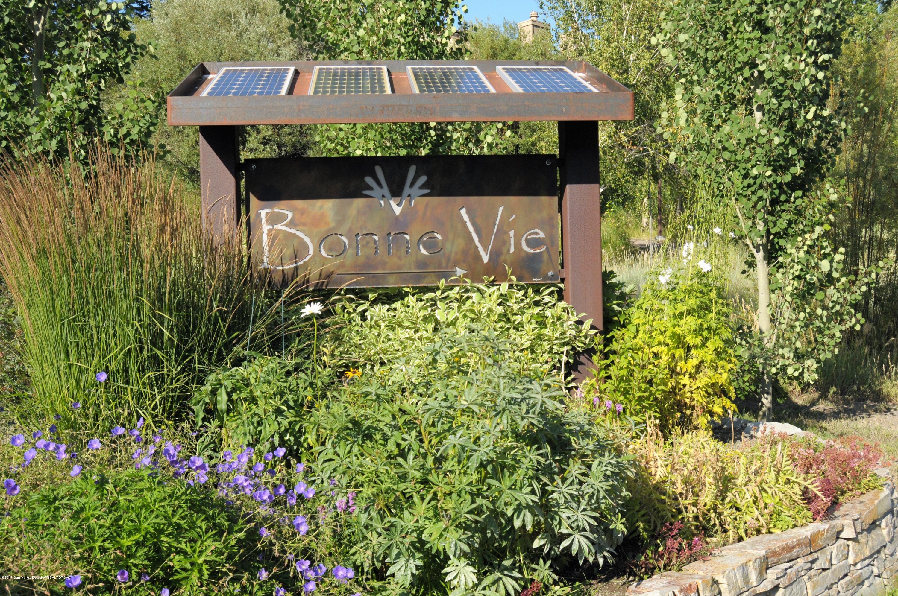 2233 Bonne Vie Condo Road Sun Valley, ID 83353 - Photo 1 of 1 bonne vie sign
