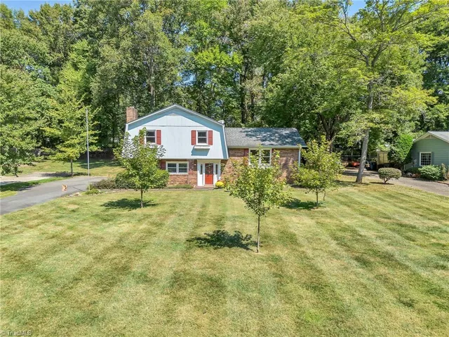 $299,000 | 182 Woodburn Place, Advance, NC 27006