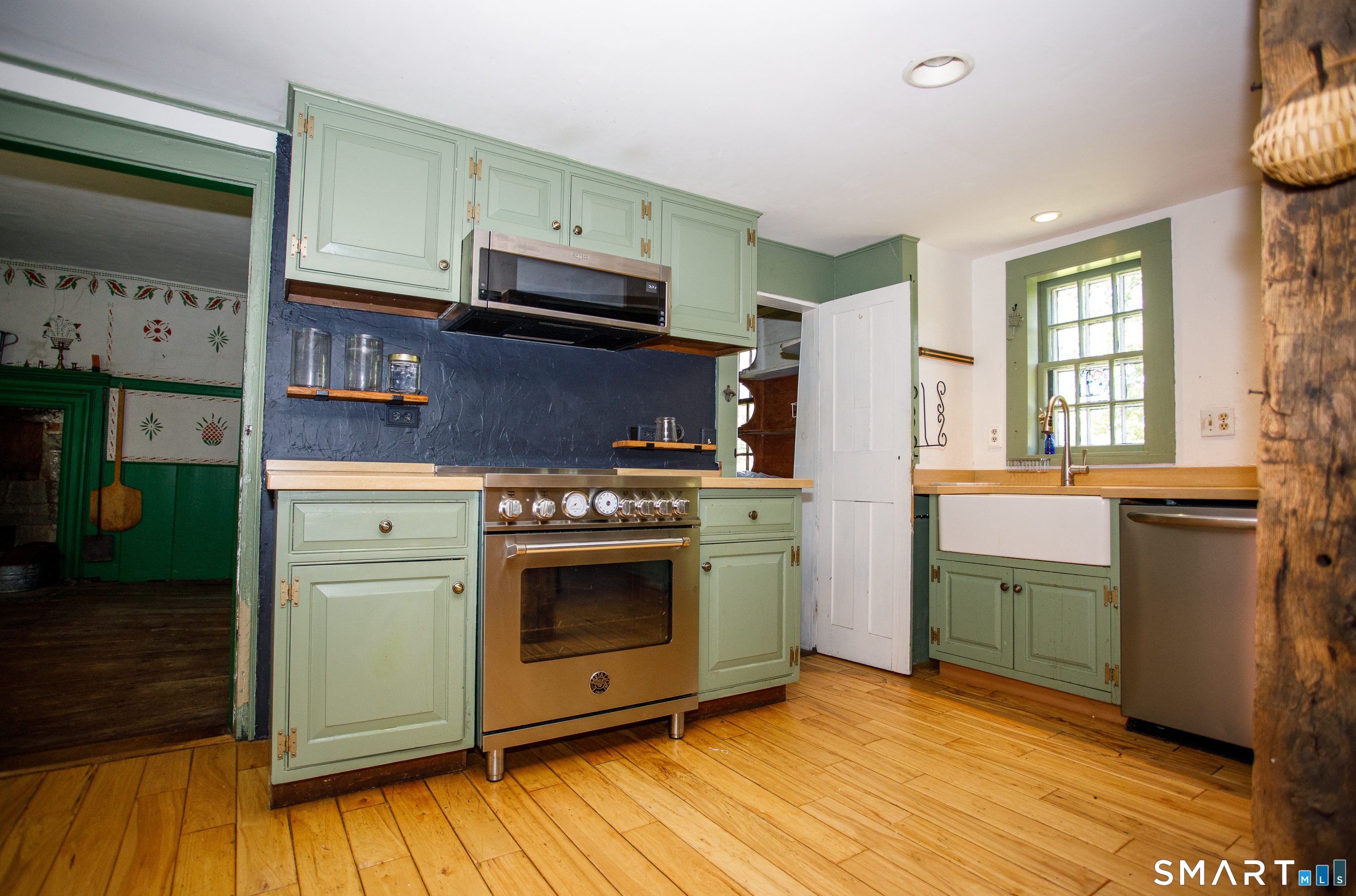 11 North Canterbury Road Canterbury, CT 06331 - Photo 7 of 38