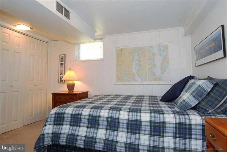9712 Lorain Avenue Silver Spring, MD 20901 - Photo 17 of 17 lower level bedroom