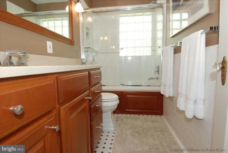 9712 Lorain Avenue Silver Spring, MD 20901 - Photo 7 of 17 Bath #2