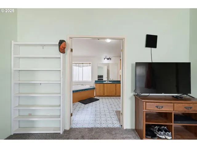 $394,000 | 25017 Dunham Road, Veneta, OR 97487