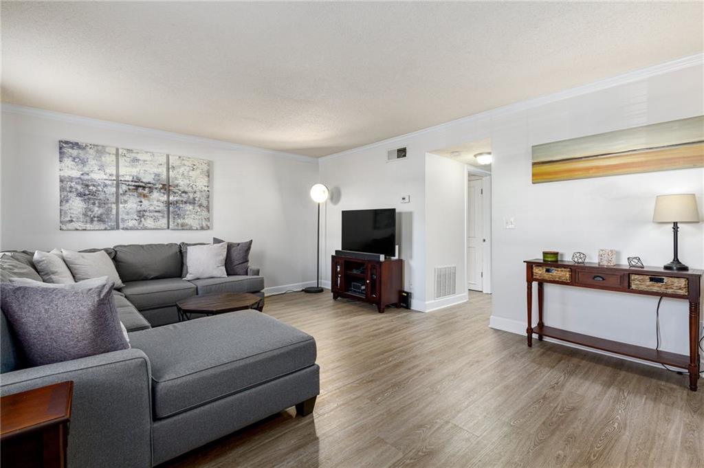 6900 Roswell Road, Unit 3E Atlanta, GA 30328 - Photo 7 of 29