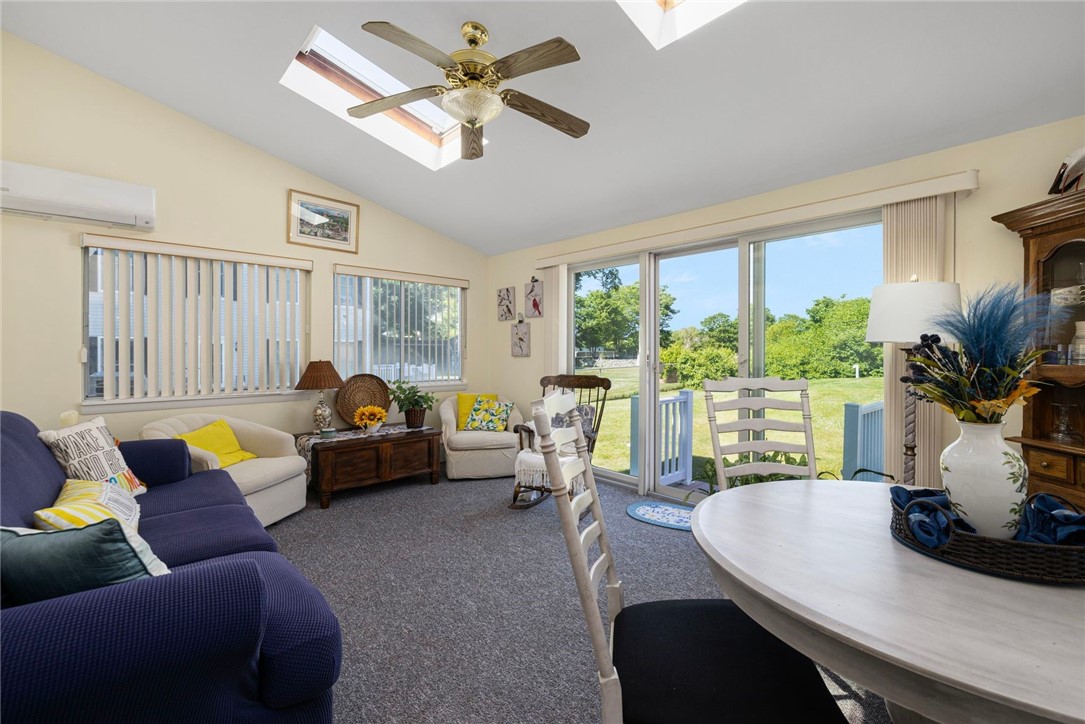 500 3rd Beach Road Middletown, RI 02842 - Photo 16 of 39