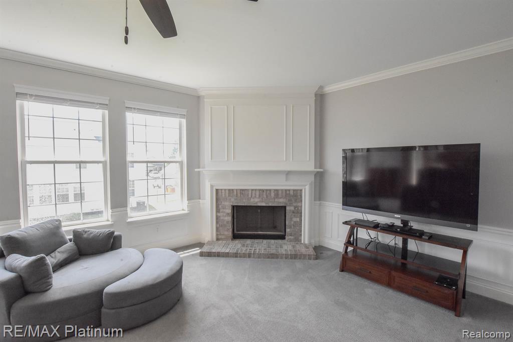 4237 Merriman Loop Howell, MI 48843 - Photo 8 of 56